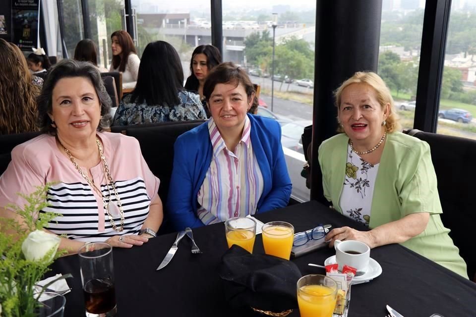 Silvia González de González, Nancy Lozano y Nancy Villarreal de Lozano