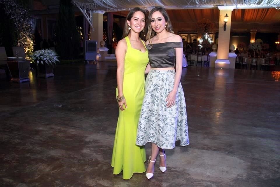 Lilia Delgado y Tania Santos
