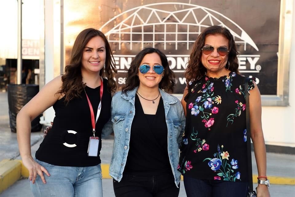 Brenda Ibarra, Grace Delgado y Verónica Bautista