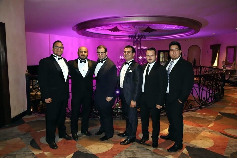 Eduardo Vargas, Ramón Belmares, Daniel Cantú, Edgar Navarro, Arturo Martínez y Eduardo Jaime