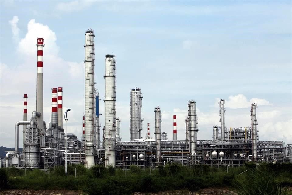 El ministro de energía ruso, Alexander Novak, no descarta un escenario en el que el petróleo caiga a 30 dólares el barril si no se amplía el acuerdo de recorte al bombeo por parte de la OPEP+.