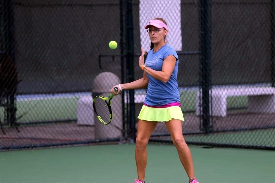 Alejandra Alvarez misiones