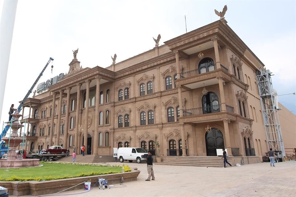 El Casino Gran Palacio iniciará hoy su operación en lo que era un salón de eventos construido como réplica del Palacio de Gobierno.