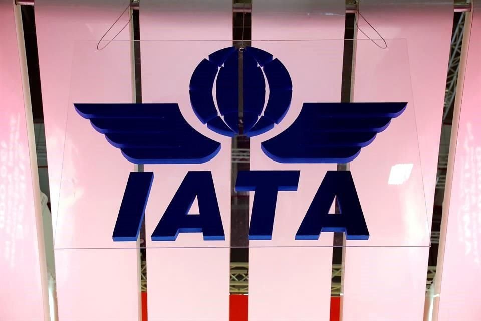 La IATA dijo que cada vez más aerolíneas están utilizando aviones de pasajeros para transportar carga.