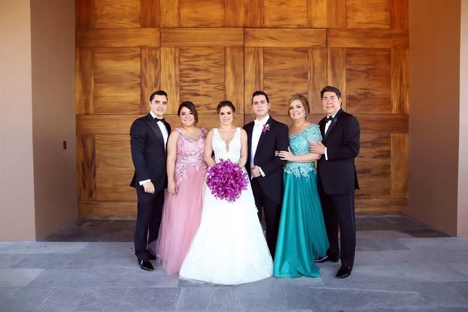 Luis Ricardo Alanís, Samantha Díaz de Alanís, los novios, FAMILIA DEL NOVIO Claudia Palacios de Díaz y Carlos Díaz Cruz