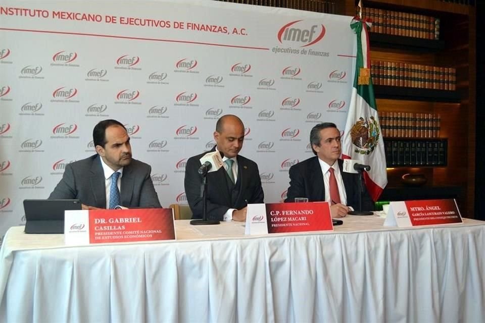El IMEF dijo que la economía mexicana enfrenta un panorama complejo.