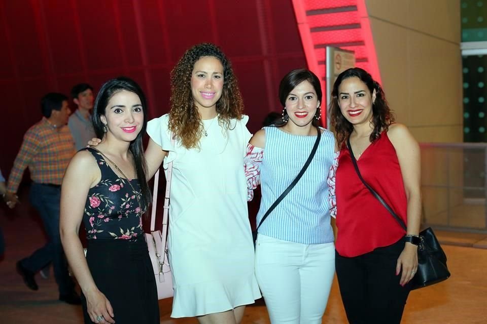 Eugenia Loyo, Nora Ballesteros, Raquel Garza y Gaby Aguirre