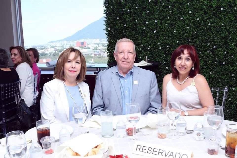 Graciela Carrillo Montemayor, Rodolfo Ochoa y Nora Hilda Garza Hernández