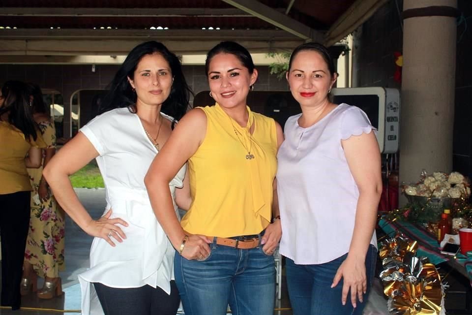 Verónica Salinas, Ericka Gallardo y Miriam de León