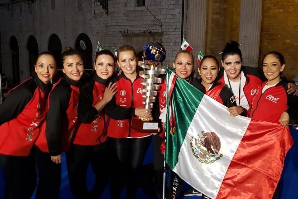 Después de seis meses de preparación el equipo de Excel Dance Team se coronó como campeón absoluto en el el campeonato en el International Gym Trophy 2019 en Perugia, Italia.