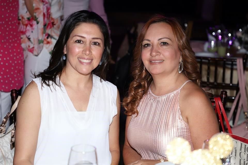 Mayra Ramírez y Rosy Téllez
