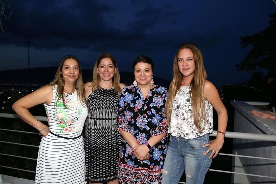 Anel García, Sonia Guerra, Isabel Álvarez y Neny Rodríguez