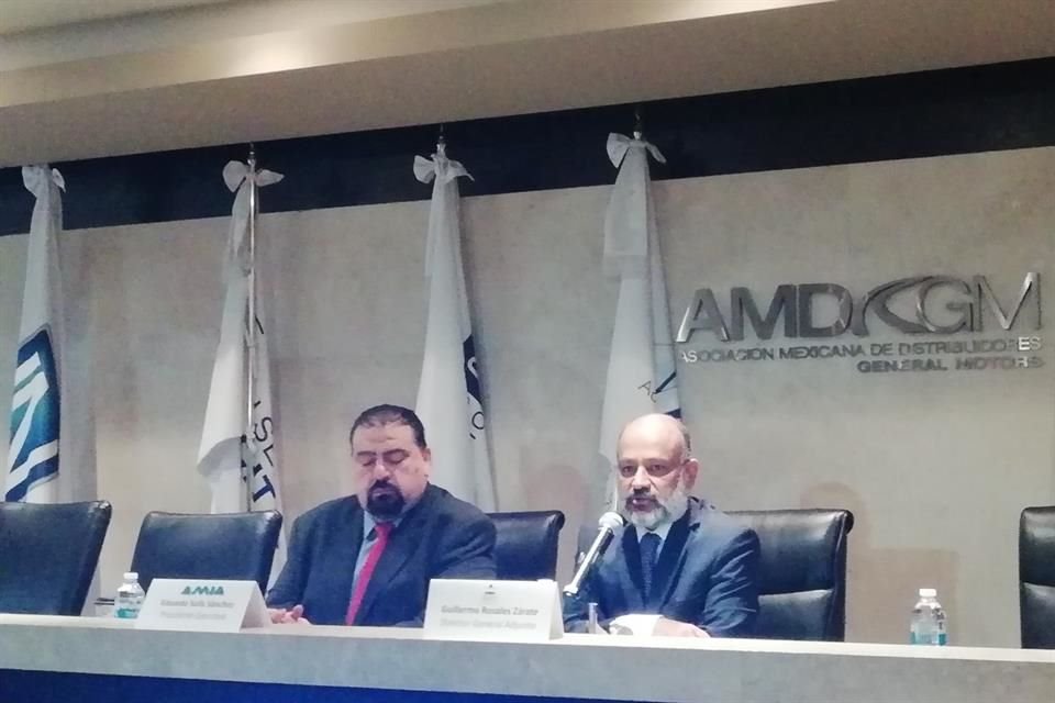 Las ventas internas de autos cayeron 7.7 por ciento en 2019 respecto al año previo, al colocarse un millón 317 mil unidades.