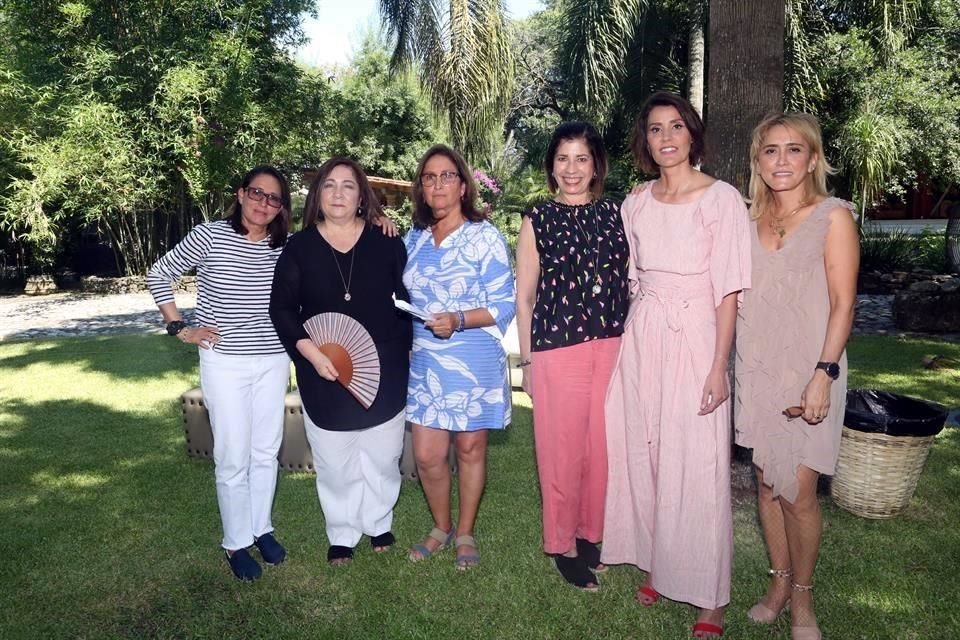 Maritza Lozano, Magda González, Martha Dalia García, Martha Barraza, Marla Martínez y Esperanza Estrada