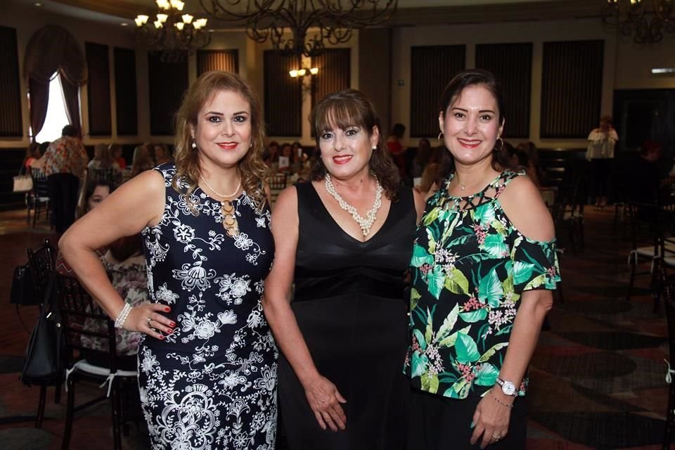 Paty Torres, Laura Torres y Lilián Torres