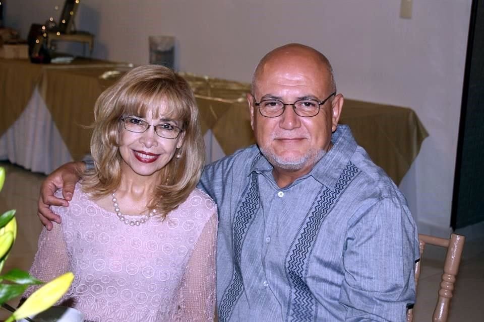 Magda Garza y Humberto Garza