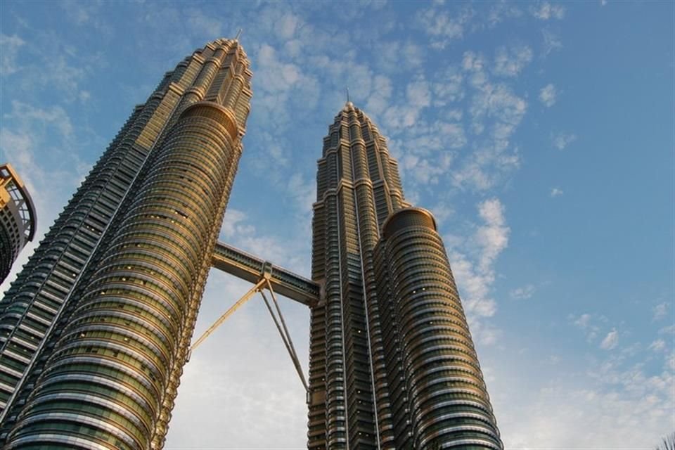 Pelli es el artífice detrás del diseño de las Torres Petronas, construcción que de 1998 a 2003 fue la más alta del mundo.