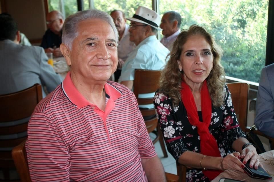 Alfonso Moreno y Adriana Castellanos