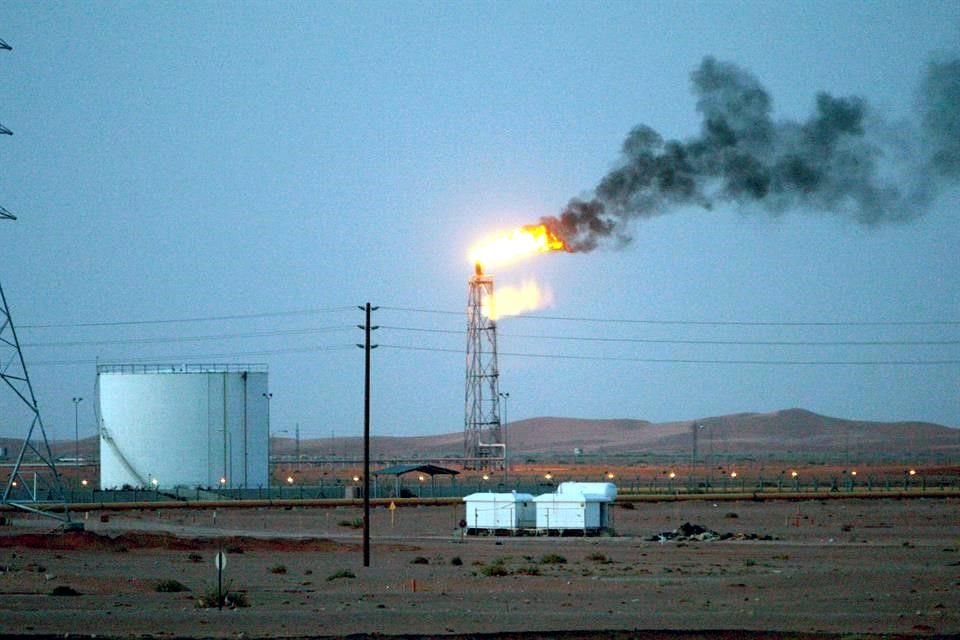 El alza reportada por la EIA fue mucho menor a la estimada por el Instituto Americano del Petróleo.