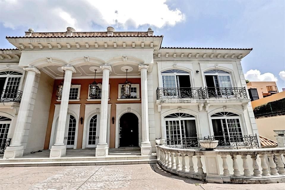 La casa de Zhenli Ye Gon fue comprada por el empresario en 102 millones de pesos. El dinero será utilizado por el gobierno para un fondo deportivo.