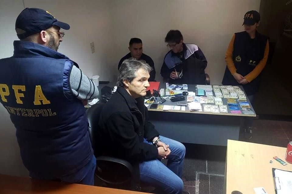 Carlos Ahumada, ex pareja de Rosario Robles, fue liberado ayer en Argentina luego de que la FGR solicitó su detención por presunta defraudación fiscal.