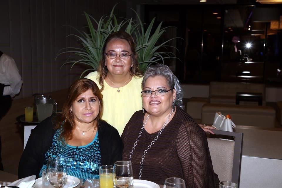 Nancy Castellanos, Cristy Luna y Claudia Sandoval