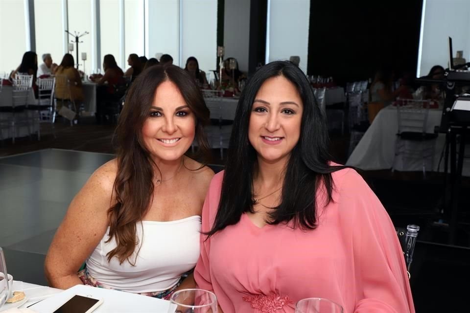Claudia García Garza y Denisse Núñez