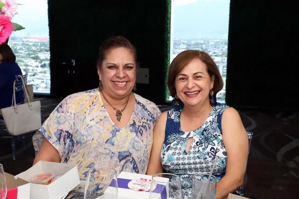 Sandra Luz Onofre y Sarina Morton