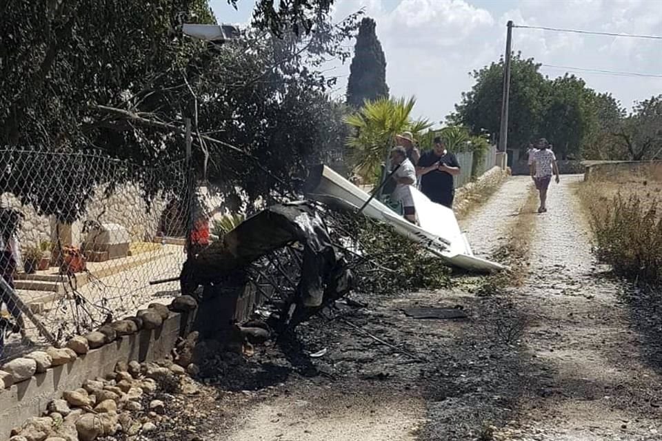 Al menos 7 personas murieron en Isla de Mallorca, España, tras un choque en el aire entre un helicóptero y una avioneta, según autoridades.