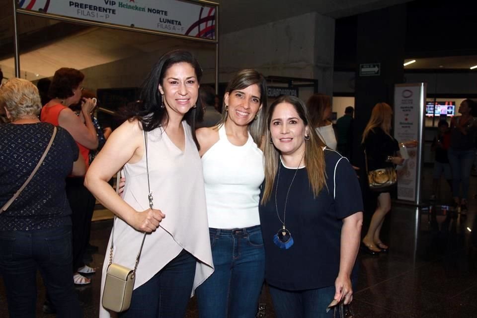 Martha Nelly Elizondo, Rebeca Ayala y Alejandra Delgado