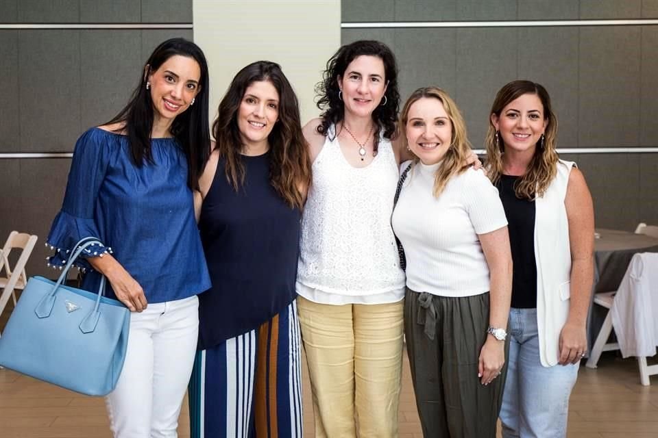 Daniela Alanís, Anasol Villareal, Teresa Páez, Norma Rodríguez y Mary Cris Cárdenas