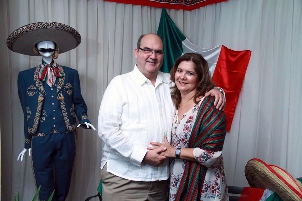 Héctor Villarreal y Yolanda Siller de Villarreal