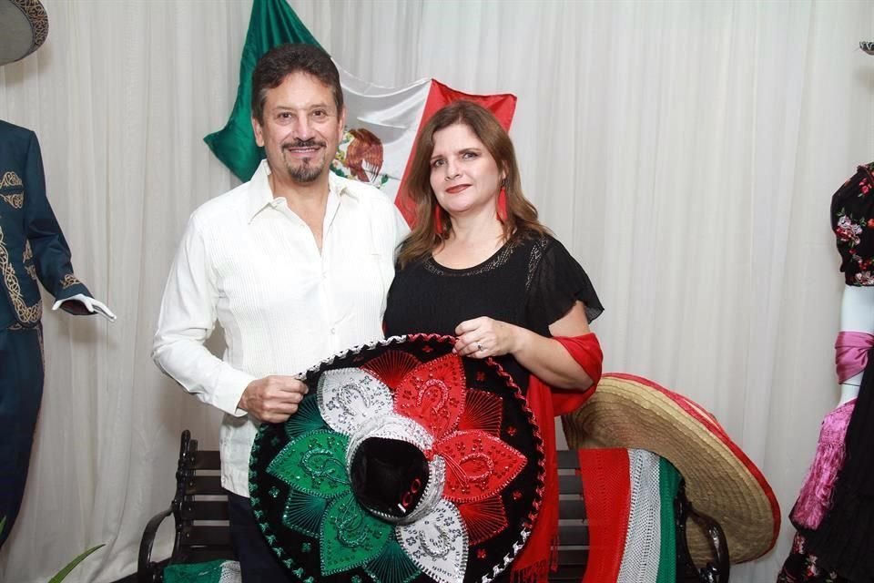 Gerardo Treviño y Maye de Hoyos de Treviño