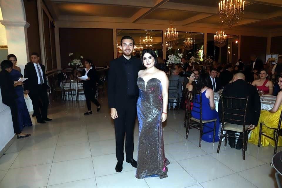 Mauricio Durán y Anahí Tamez