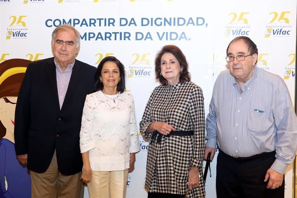 Humberto Treviño Landois, Angelina de Hoyos de Treviño, Donna Kabalen de Bichara y Roberto Bichara