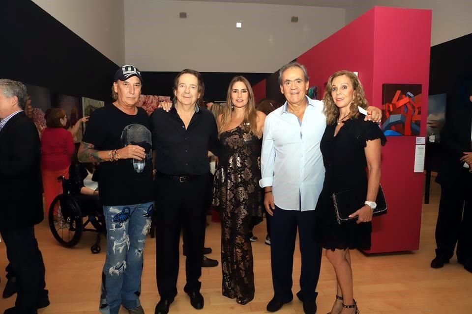 Hernán Sada, Sergio Gutiérrez, Alejandra Hinojosa de Gutiérrez, Raúl Pérez y Yolanda Lebrija