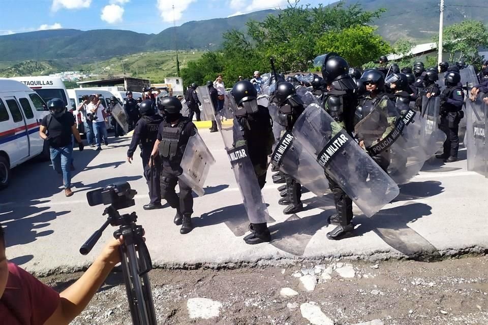 El desalojo fue en la  carretera federal Chilpancingo-Acapulco.