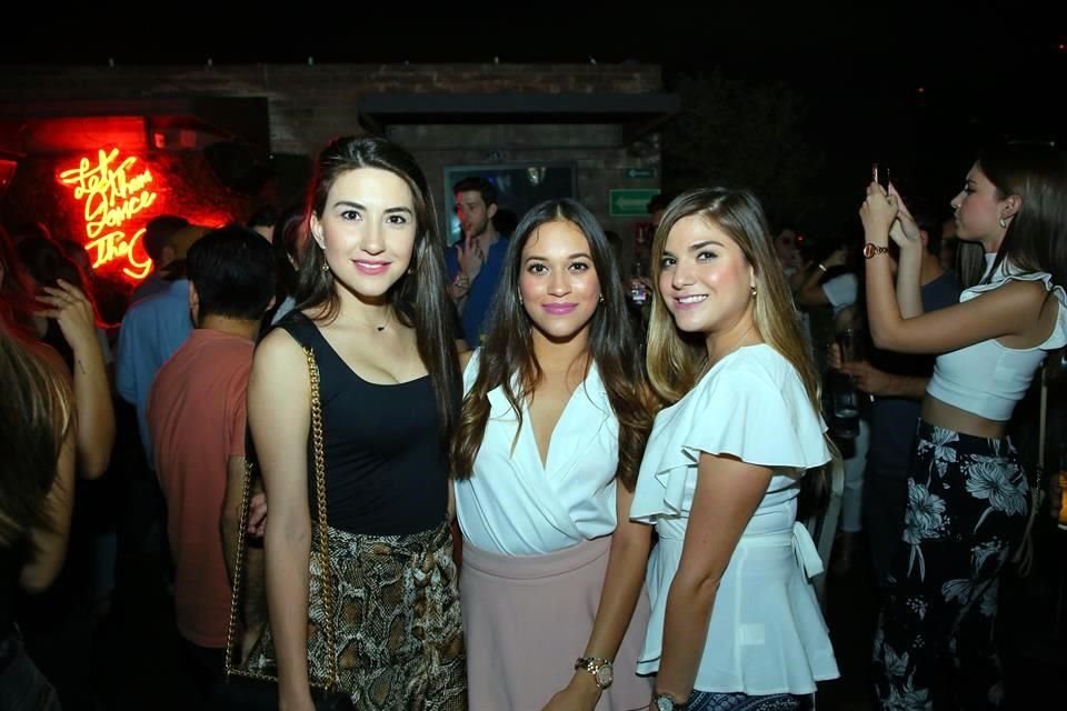 Ana Cavazos, Valeria Pérez y Carolina Arrambide