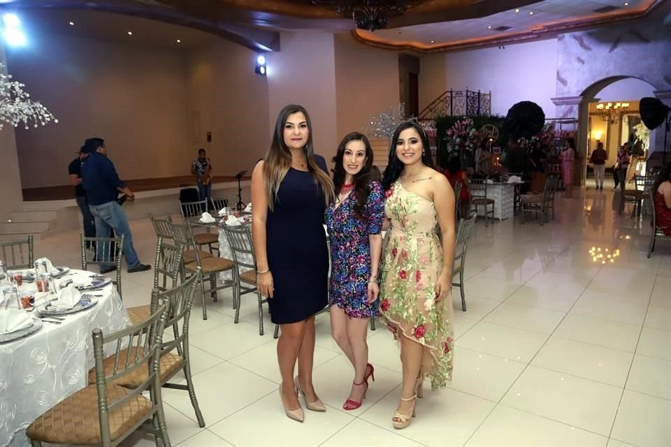 Cynthia Grajales, Mirthala Villarreal y Rosa María Aguirre Garza