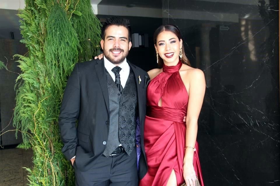 Antonio Quiroga y Valeria Carillo