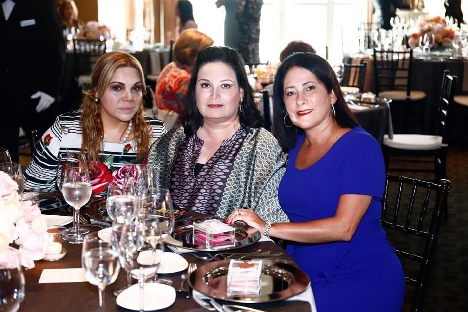 Claudia Bremer, Martha García y Mónica González de Garza