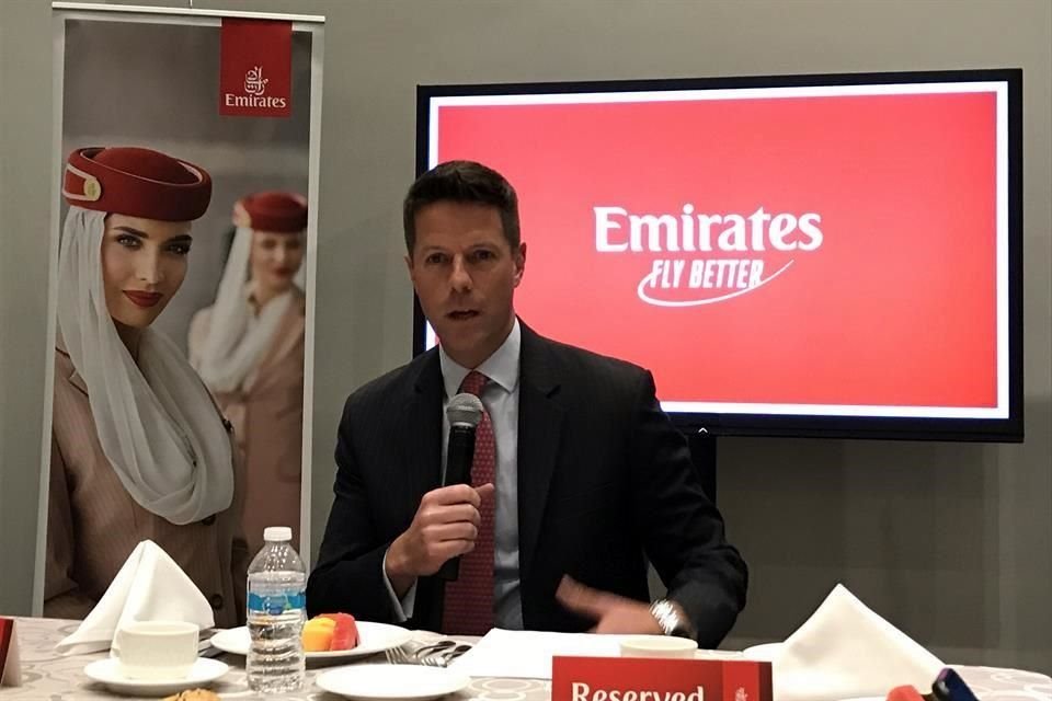 Emirates buscará revocar el amparo ya que asegura tener un memorando que les autoriza transportar pasajeros entre México y Barcelona.