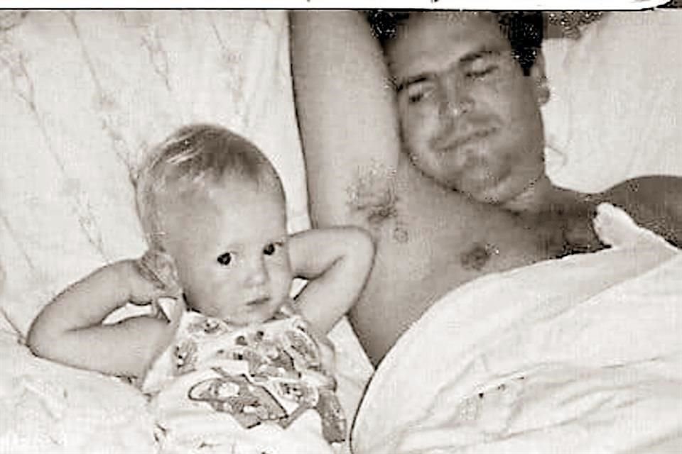Alberto Alexander con su papá.