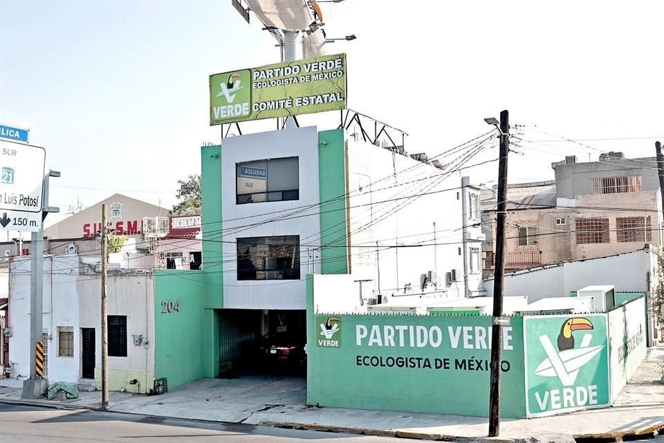 Patricio Zambrano inauguró una oficina de gestoría en las instalaciones del PVEM.