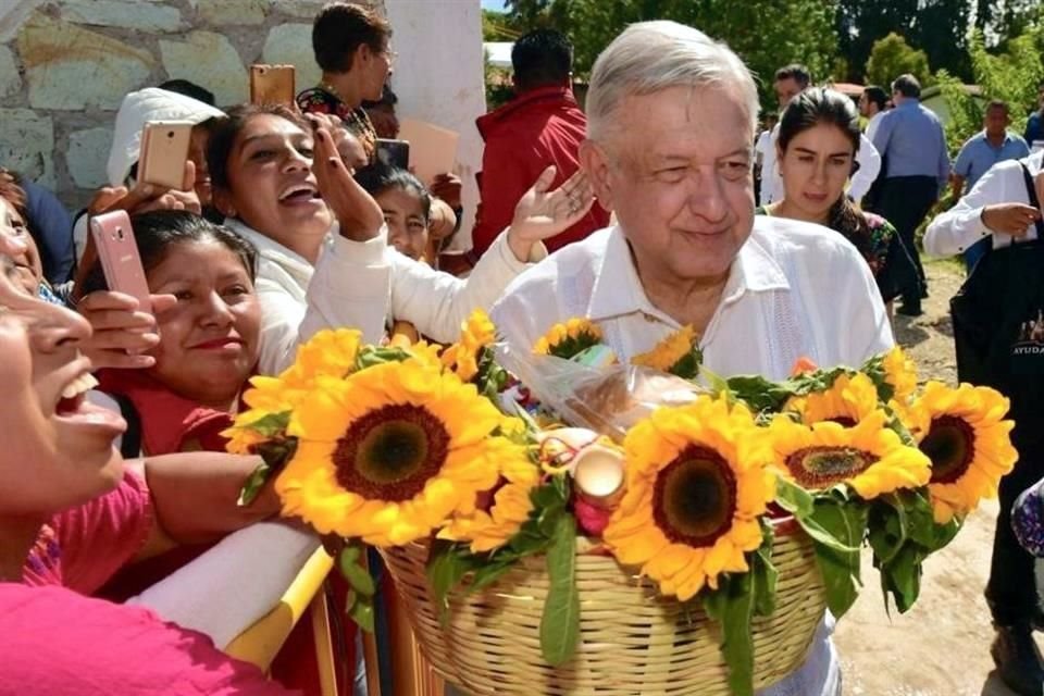 El Presidente López Obrador acudió a Nochixtlán, Oaxaca, como parte de su gira para pueblos indígenas.