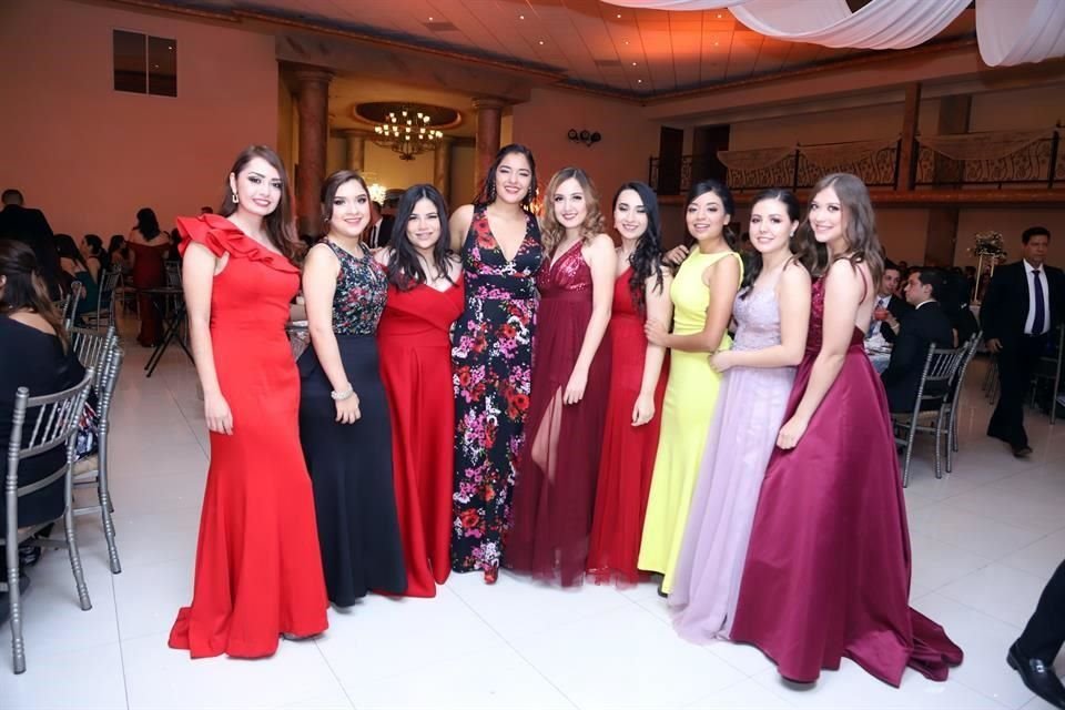 Blanca Garza, Brenda Barraza, Gabriela Garzón, Wendy Cepeda, Cecilia Rojas, Leslie Marquez, Gloria Zavala, Mayela Villela y Andrea Hernández
