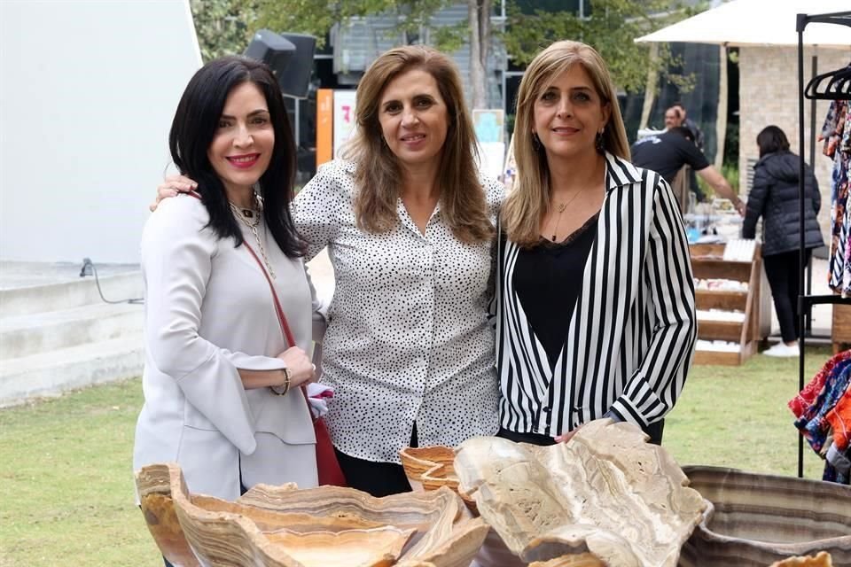 Carolina Rangel de Palma, Katia Califa de Ferrigno y Claudia Musi de Hasbun