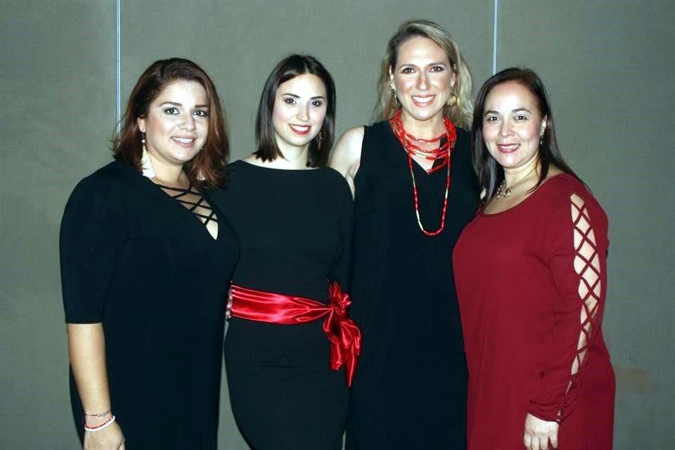 Claudia Villarreal, María Salinas, Victoria Carreño y Érika Domínguez