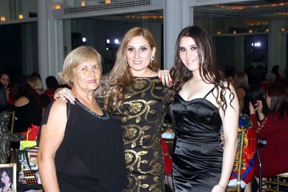 Juanita Galván, Letty Colis de Villarreal y Joanna Villarreal