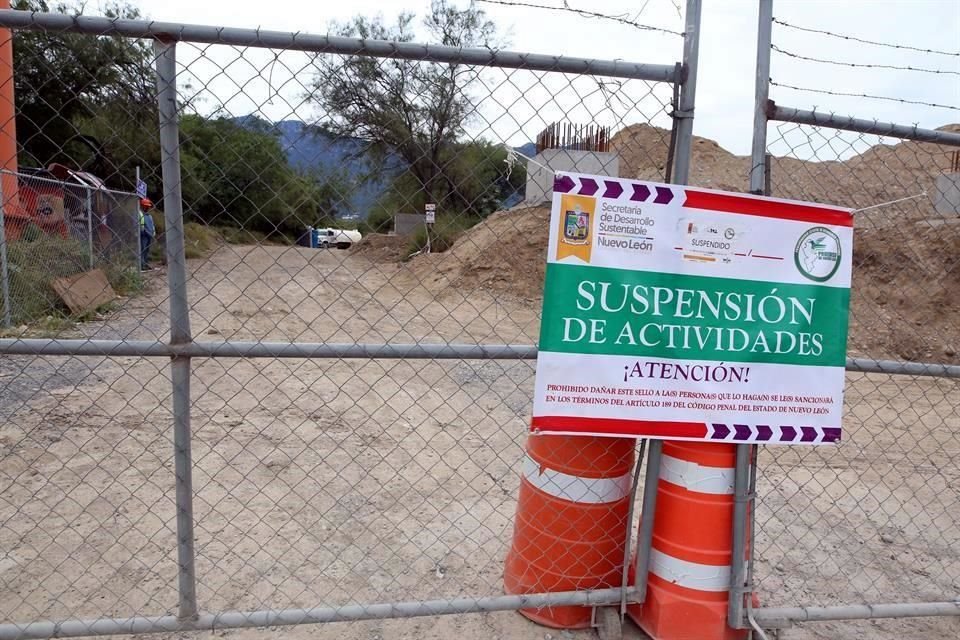 Inspectores de la Procuraduría Ambiental suspendieron obras donde se construyen un complejo deportivo, en San Pedro.